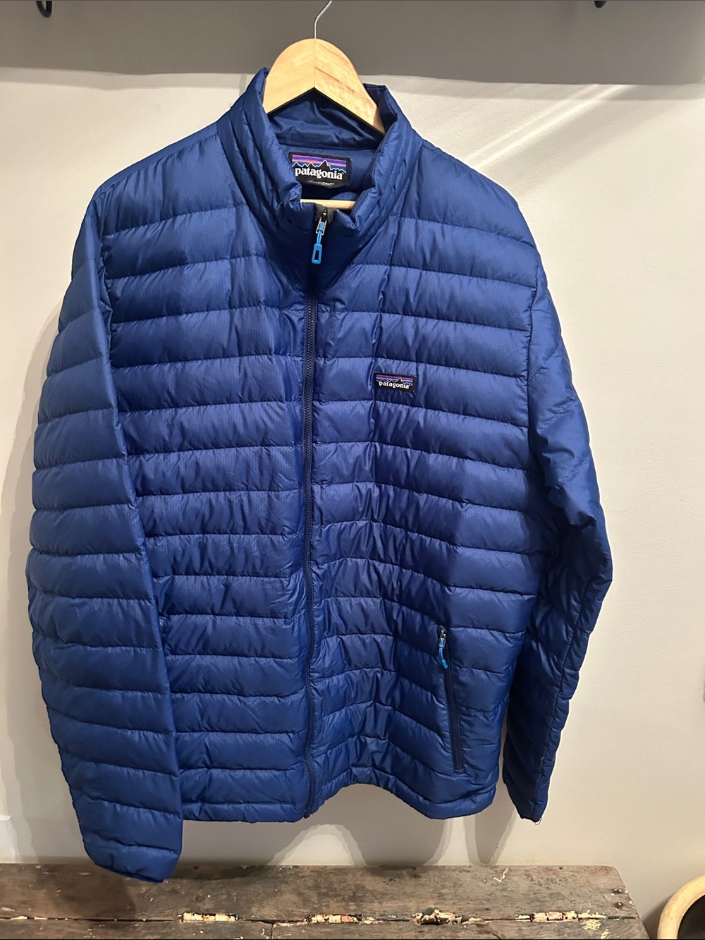 Patagonia Men's Navy Blue Packable Puffer Jacket
